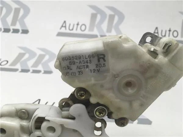 Cerradura derecha Nissan Terrano II