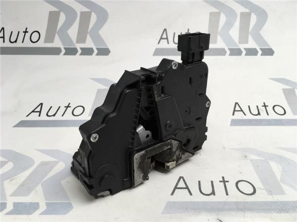 Cerradura derecha Opel Corsa D - 13258274