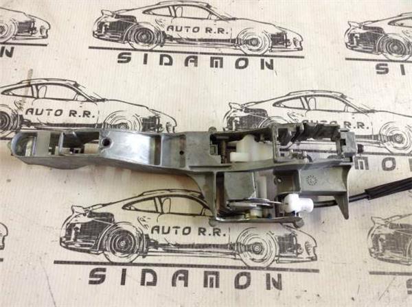 Cerradura derecha peugeot 208 - 9812500780