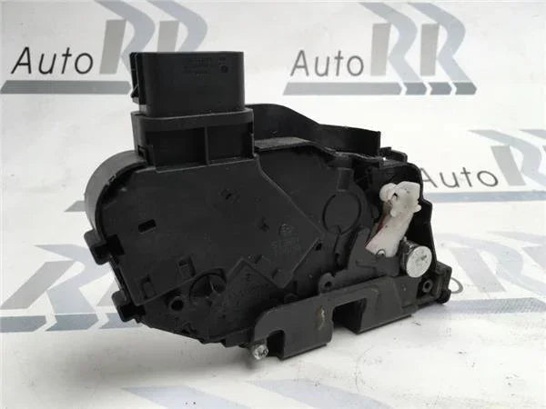 Cerradura derecha Volvo C30 30799303
