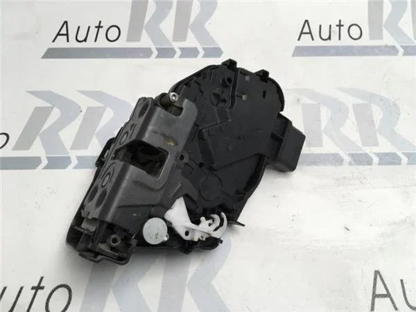 Cerradura derecha Volvo C30 30799303