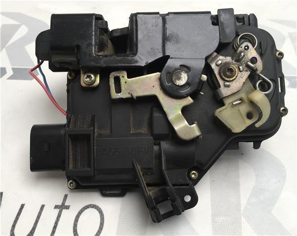 Cerradura izquierda Audi TT 8N