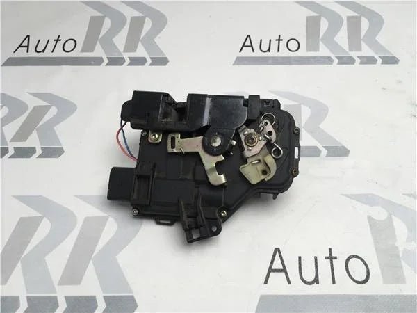 Cerradura izquierda Audi TT 8N