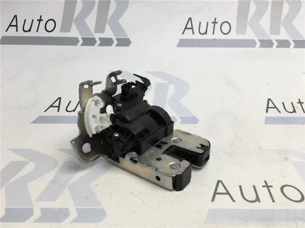 Cerradura maletero Audi 8r0827505