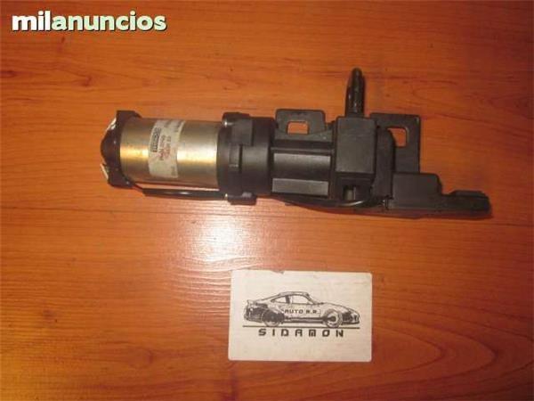 Cerradura motor puerta maletero renault - AutoRR 82800515