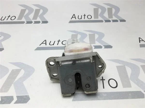 Cerradura Porton Suzuki Swift III