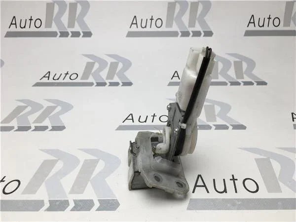 Cerradura Porton Suzuki Swift III