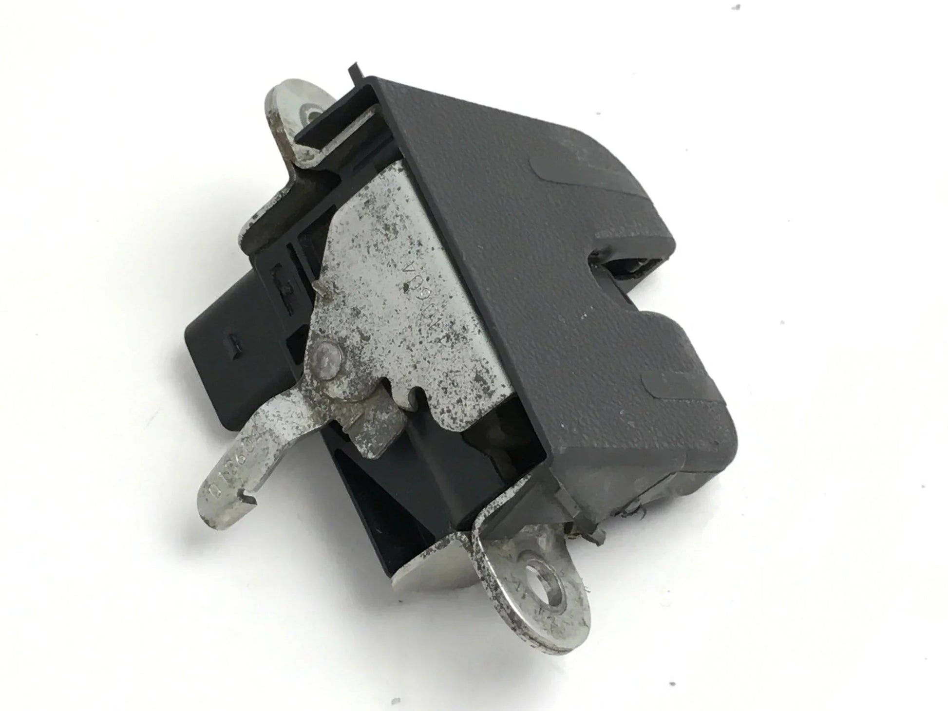 Cerradura portón VW Golf V