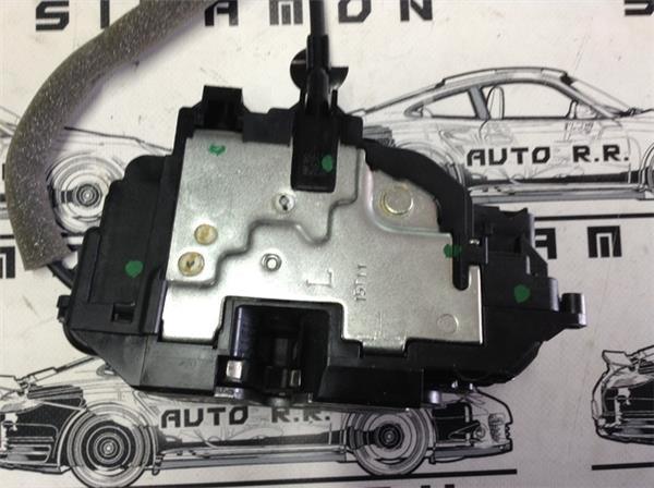 Cerradura puerta izq renault master iii - 