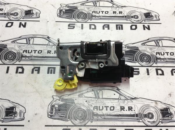 Cerradura puerta trasera dcha duster - 826701823R