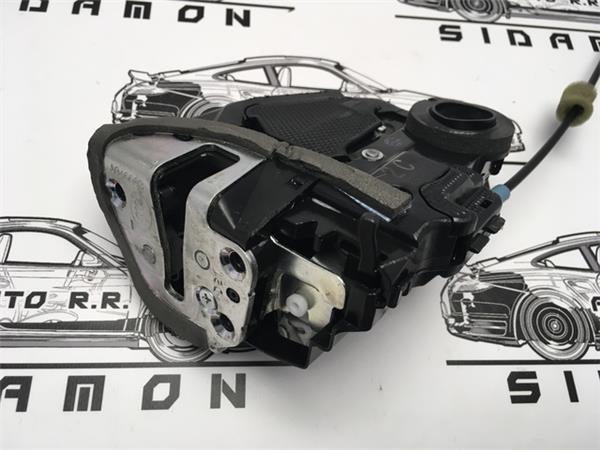 Cerradura tras izquierd toyota rav4 xa40 - 