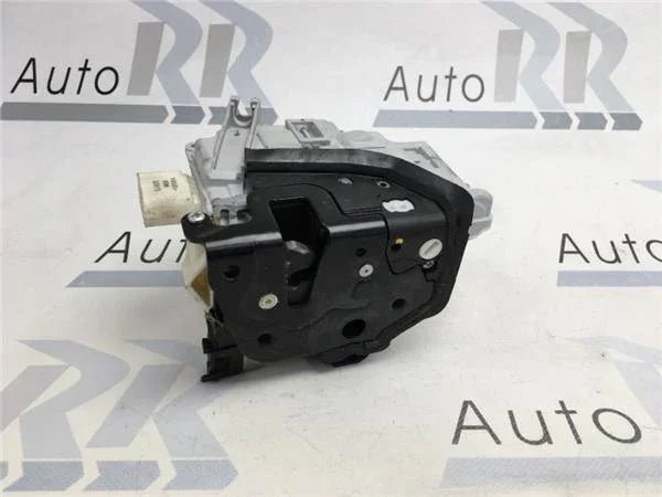 Cerradura trasera Dcha Audi A3 8V 4g0839