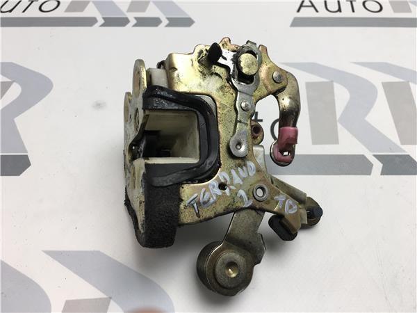 Cerradura trasera dcha Terrano I - 8055291L60