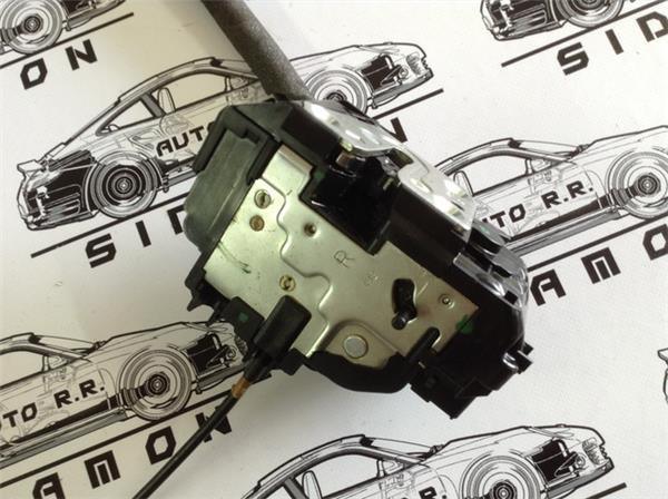 Cerradura trasera derech nissan juke f15 - 