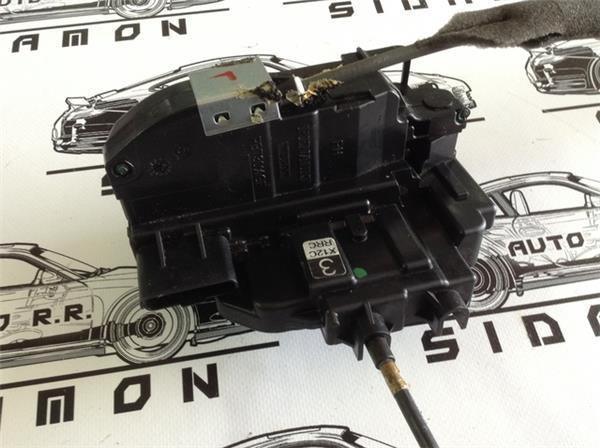 Cerradura trasera derech nissan juke f15 - 