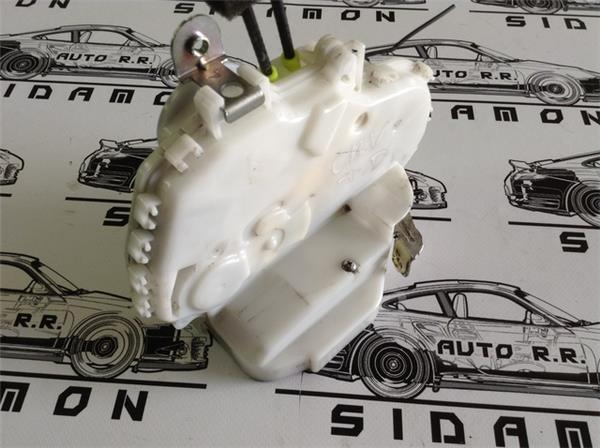 Cerradura trasera derecha honda crv - 72611swaj1