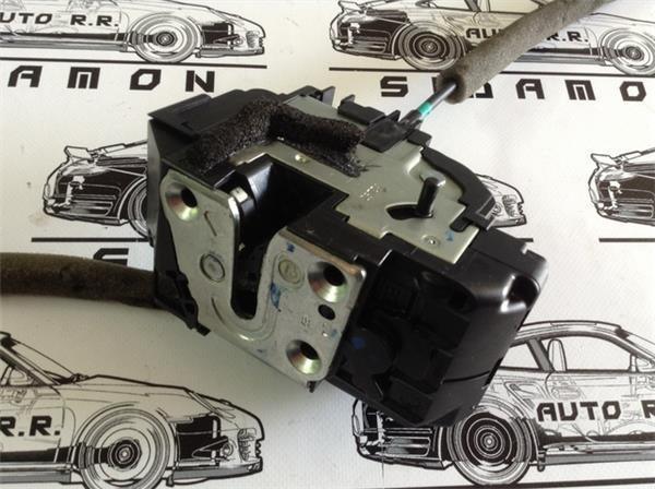 Cerradura trasera izq nissan qashqai j10 - 82501JD900