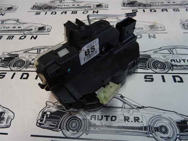 Cerradura trasera izq opel insignia - 13503177