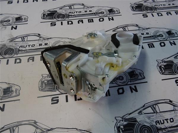 Cerradura trasera izq suzuki sx4 - 82302-79j10