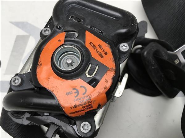 Cinturon delantero dcho Mercedes A W176 - 0589p1000220