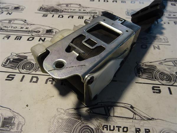 Cinturon pretensor del izq mercedes slc - a1718600185