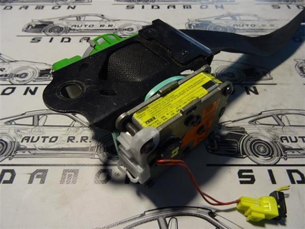 Cinturon pretensor toyota auris - 7321002221