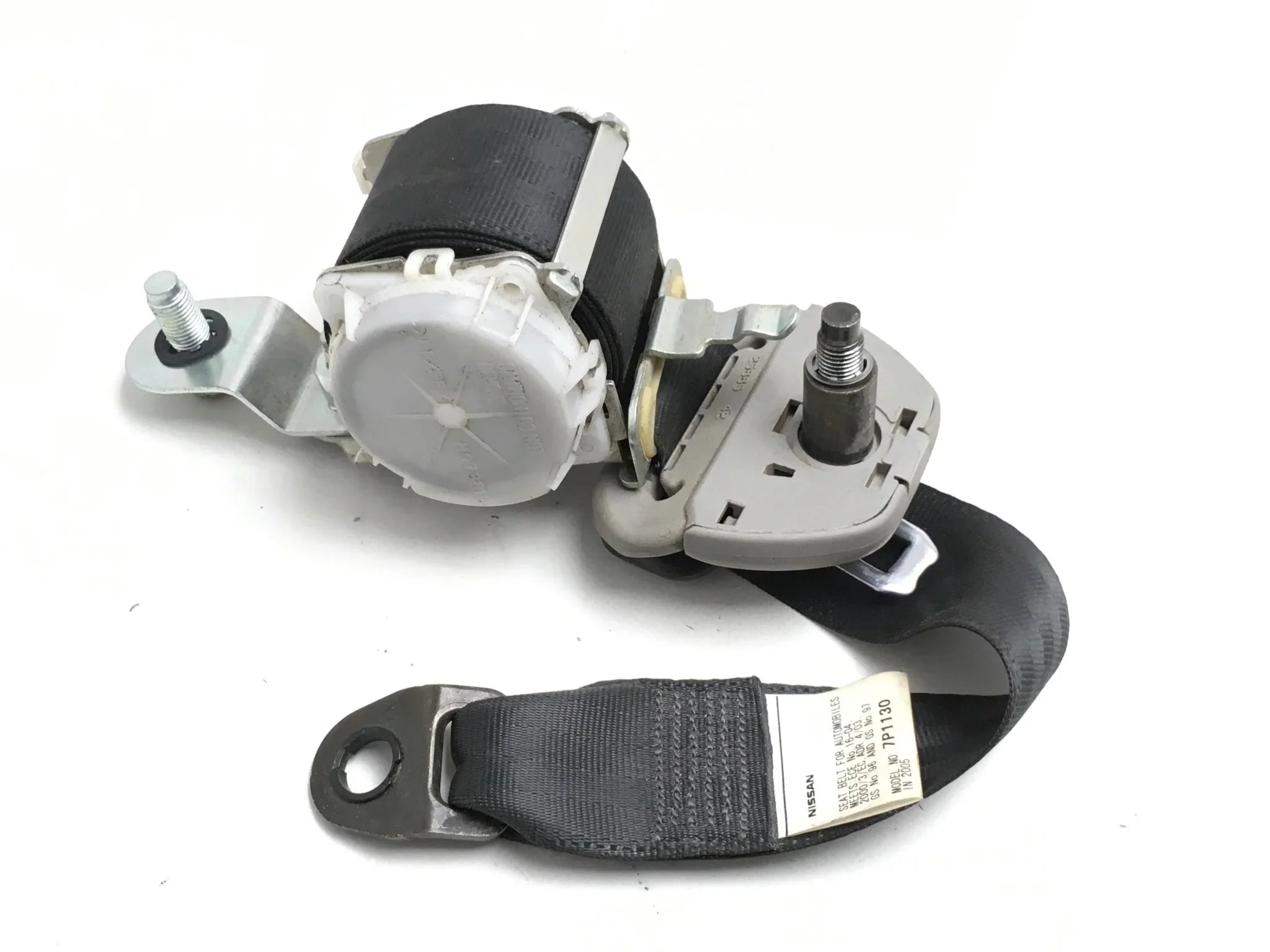 Cinturon trasero dcho Nissan Navara D40