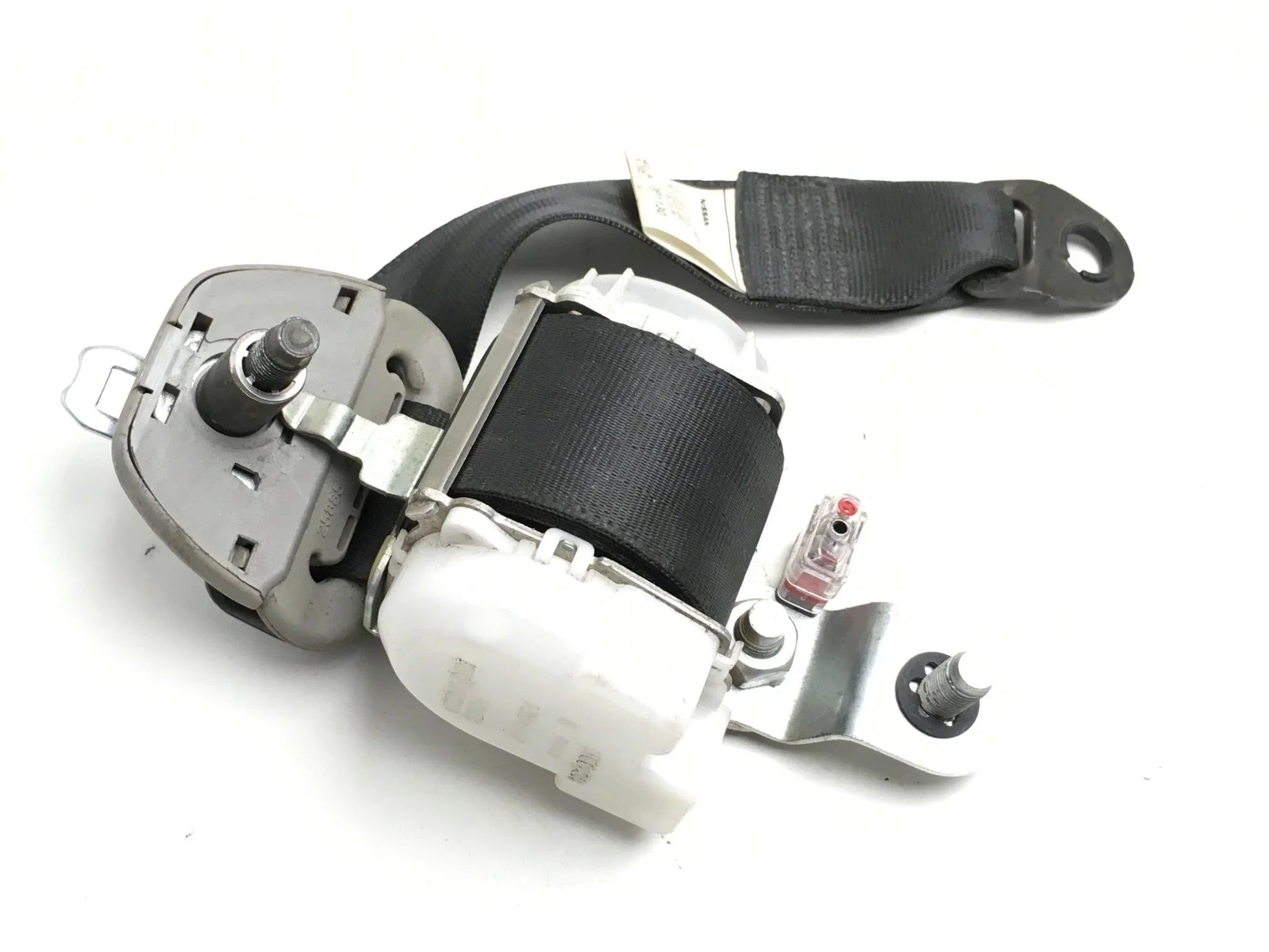Cinturon trasero Izq Nissan Navara D40