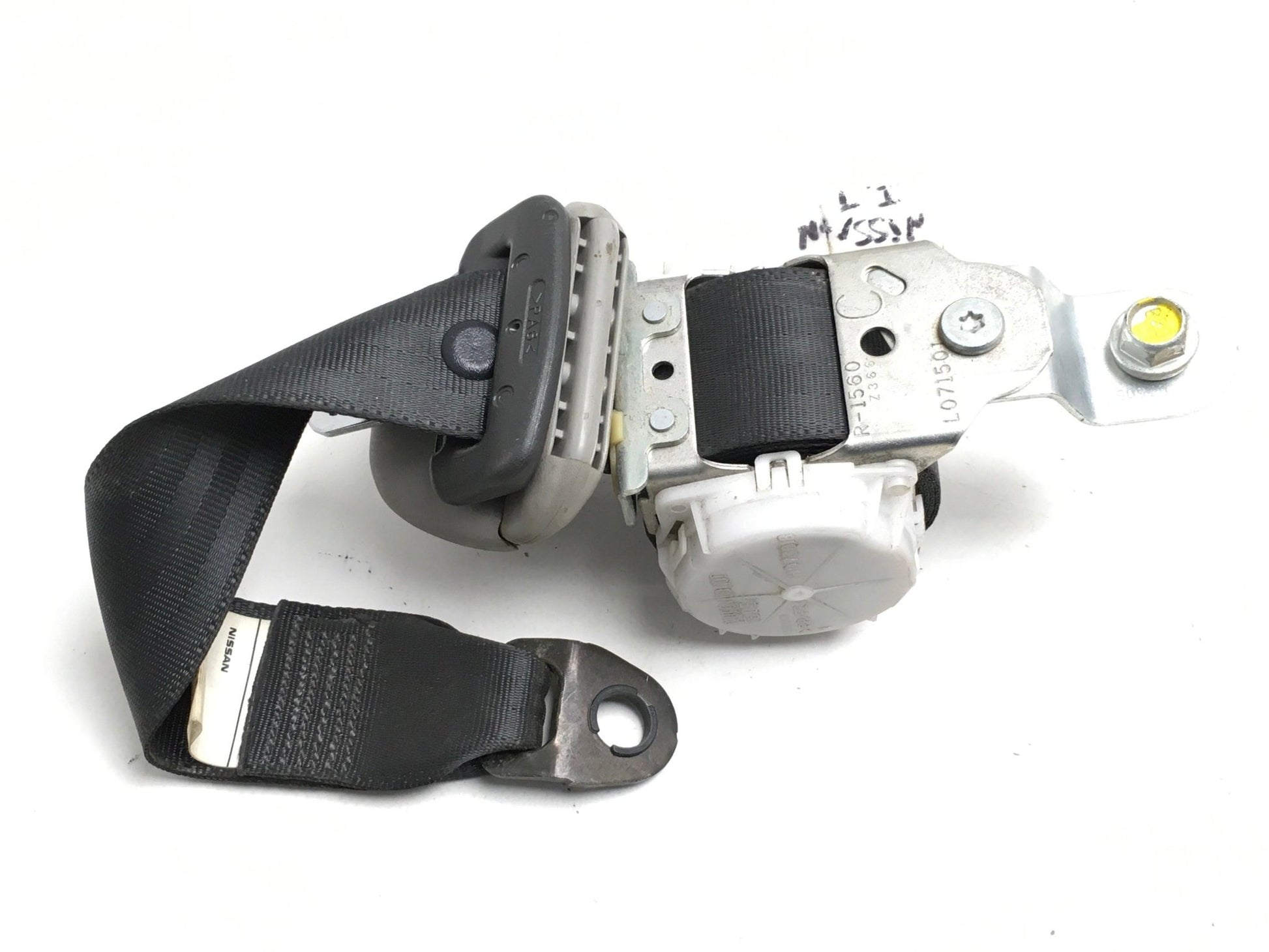 Cinturon trasero Izq Nissan Navara D40 - 038066