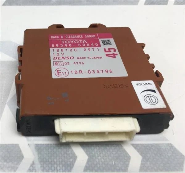 CLEARANCE &amp; BACK SONAR Toyota 8934060040