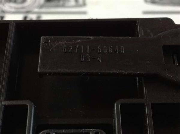 Climatizador toyota yaris iii - 82711-60640