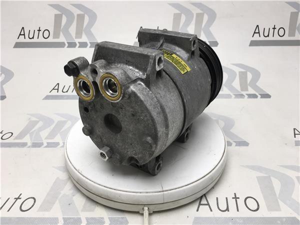 Compresor AC Volvo 8708581 - AutoRR 8708581