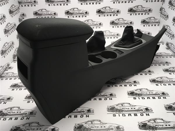 Consola central apoyabrazos toyota auris - 