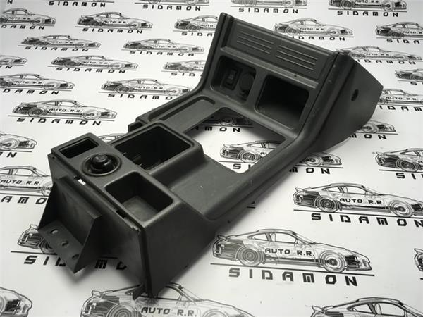 Consola central mitsubishi montero ii - mb652136