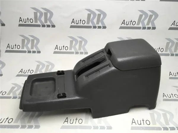 Consola central Nissan Terrano II
