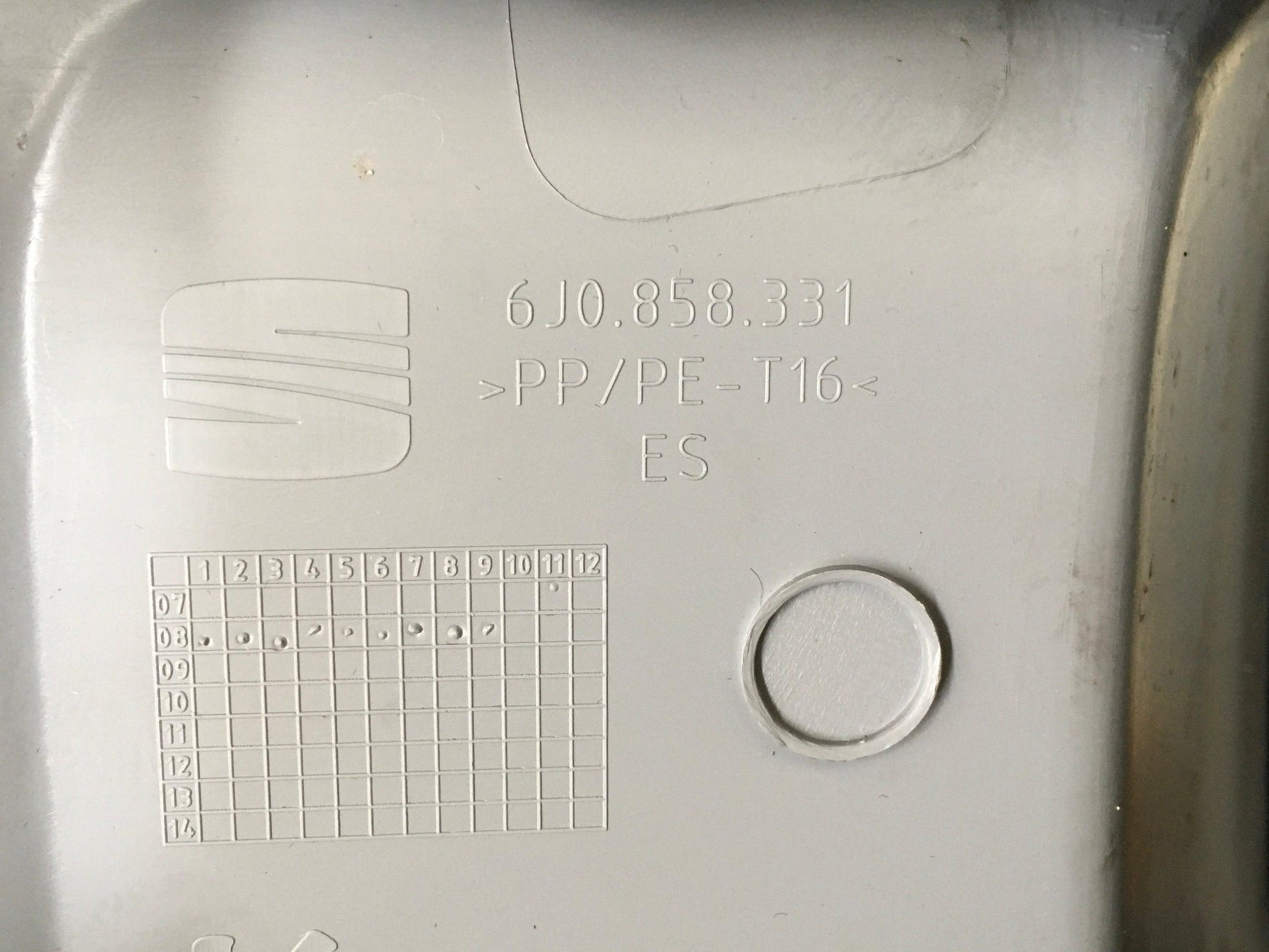 Consola central Seat Ibiza 6J 6J0858331 - 6J0858331