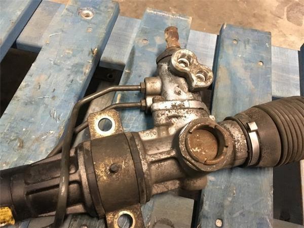 Cremallera direccion mitsubishi montero - mb682040