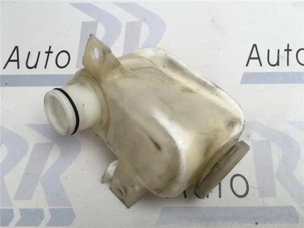 deposito Limpia Nissan Terrano 2