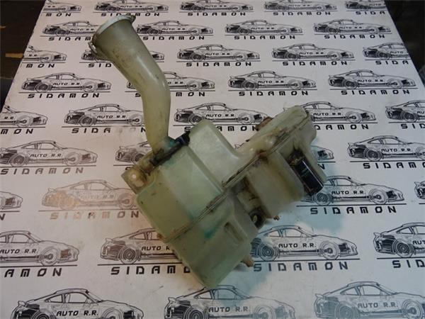 Deposito limpiaparabrisas mitsubishi io - hlc-37043