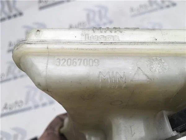 Deposito liquido frenos Audi 32067009