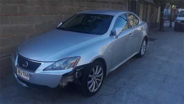 Despiece lexus is 220d - 