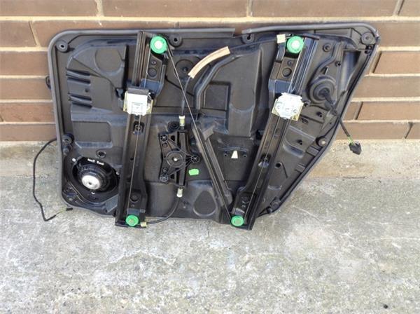 Elevalunas del izq mercedes b w246 - 