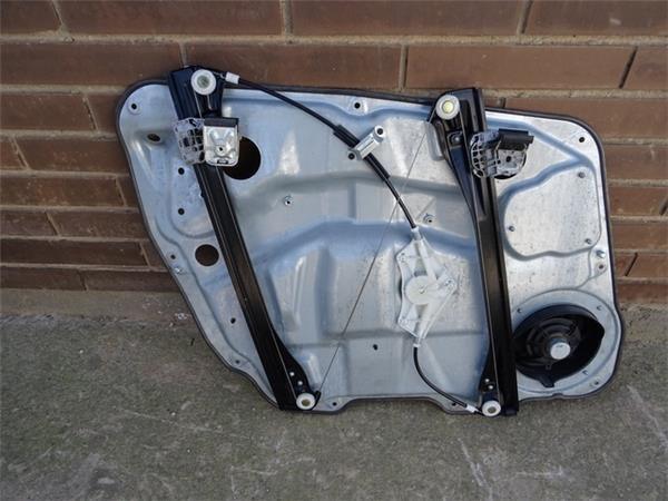 Elevalunas delante dcho mercedes ml w164 - 