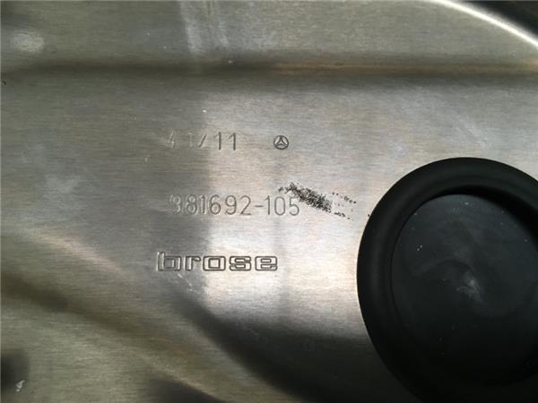 Elevalunas delantero izq Mercedes C W204