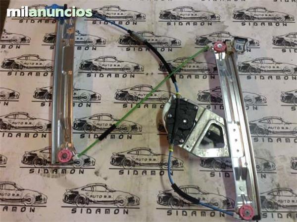 Elevalunas derecho peugeot 208 - 