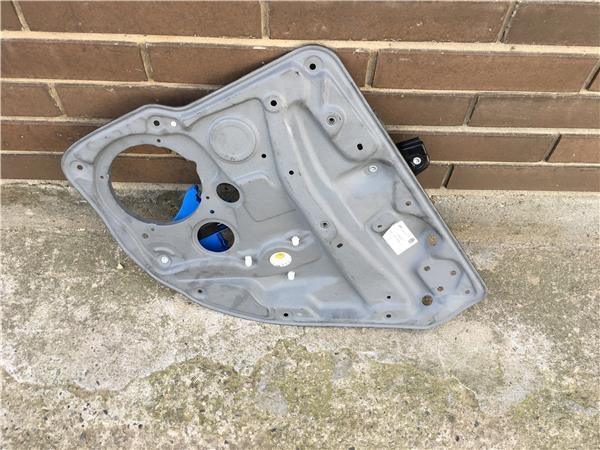 Elevalunas Trasero Dcho VW Golf IV - 1j4839462f