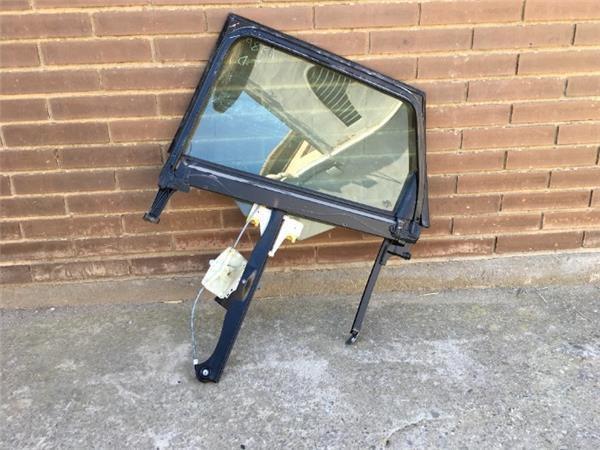 Elevalunas trasero derecho audi a3 8p - 