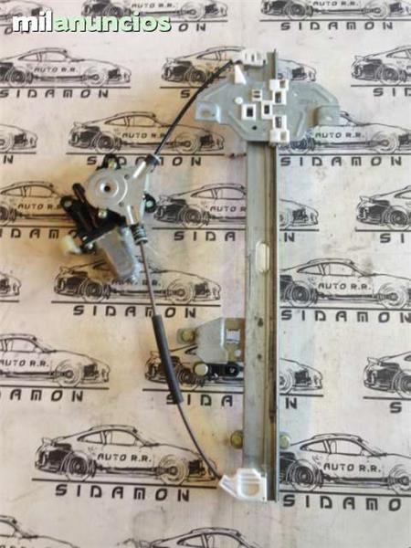 Elevalunas trasero derecho carnival iii - 