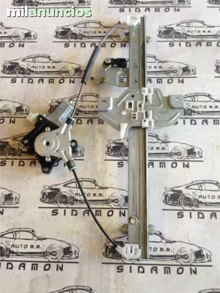 Elevalunas trasero izquierdo carnival 3 - 