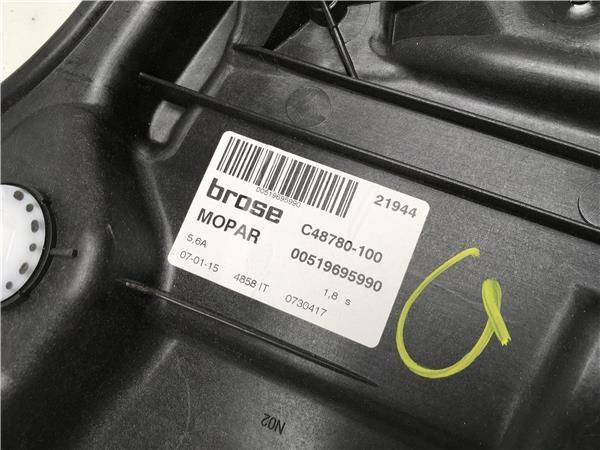 Elevalunas trasero izquierdo Fiat 500x - c48780100